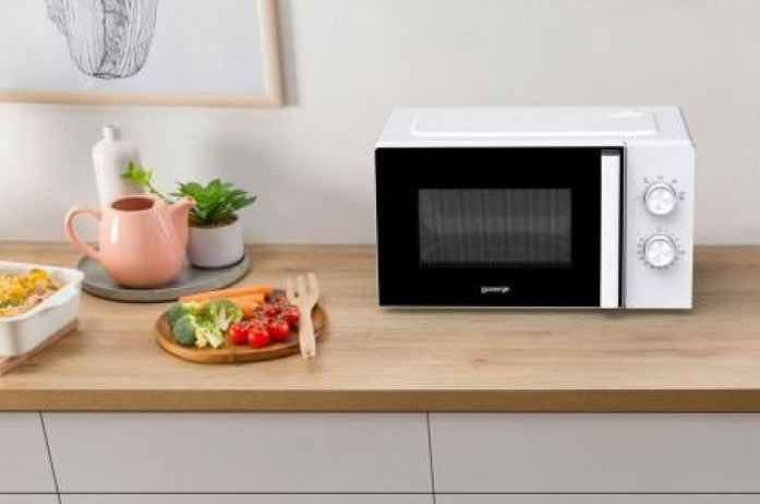 Микроволновая печь Gorenje MO17E1WH в магазине «На диване» в Иркутске  — Выгодная цена